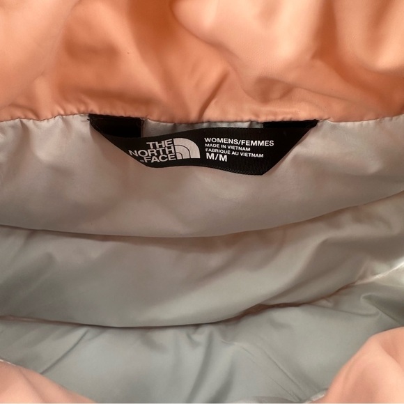 The North Face 550 Pink Down Filled Vest Women’s Size Medium - Picture 2 of 7